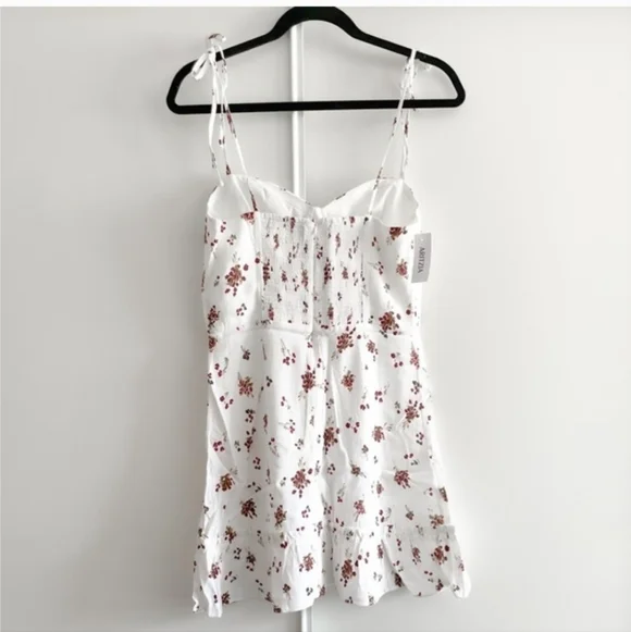 Aritzia Maxwell Floral Dress NWT - Picture 11 of 16